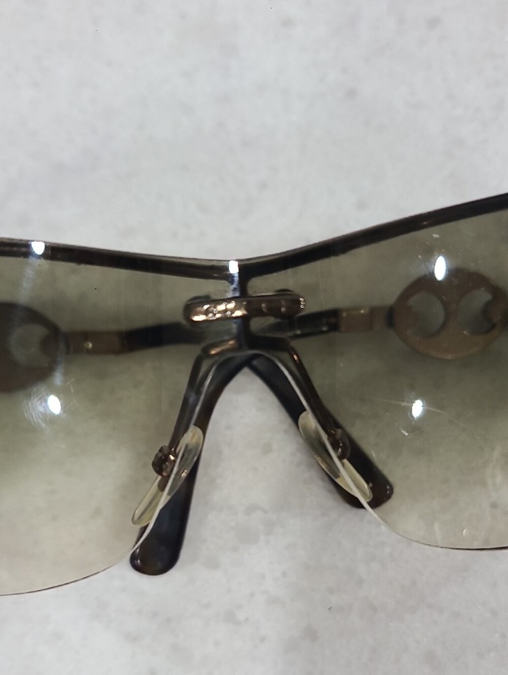 Gucci Brown Gradient Rimless Sunglasses with Logo Accent No Case. - Picture 4 of 7